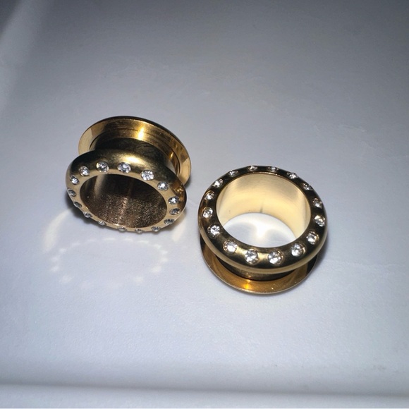 New 14 mm Ear Plugs piercings Earrings lobes never worn - Picture 2 of 6